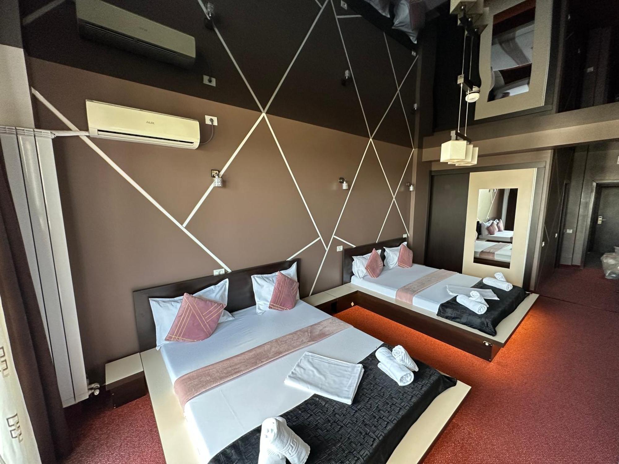 Hotel Sweet Нэводари Экстерьер фото