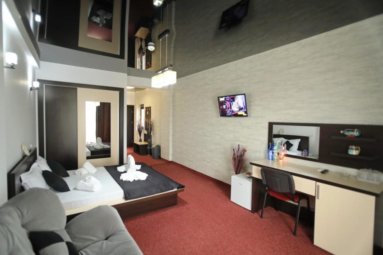 Hotel Sweet Нэводари Экстерьер фото